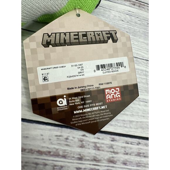 Minecraft Embroidered Green Gray Check Cuffed Beanie New - Picture 5 of 8